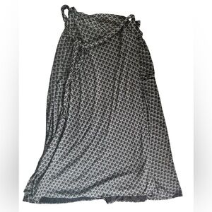 Tommy Bahama Black and White Silk Wrap Skirt Full Length Size Medium 8/10